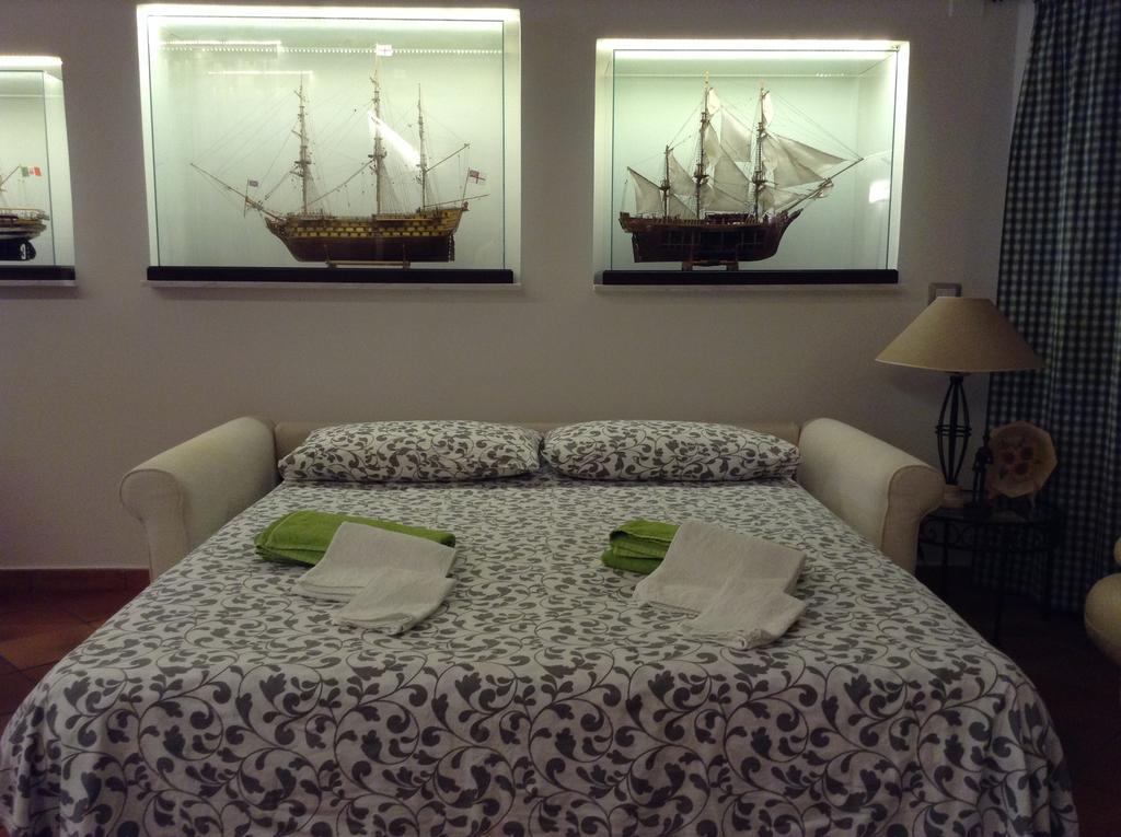 Апартаменты I Tre Velieri - The Three Ships Катания Экстерьер фото